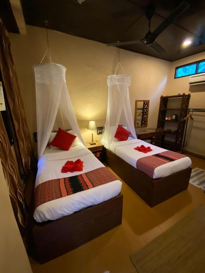 Ombak Dive Resort Perhentian Island Pulau Perhentian Kecil Exterior photo